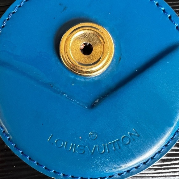 LV Black and Blue Epi Osh - Picture 5 of 15